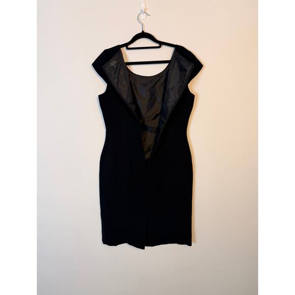 Tahari Arthur S. Levine Black Cap Sleeve Sheath Dress Size 4 - Picture 6 of 8